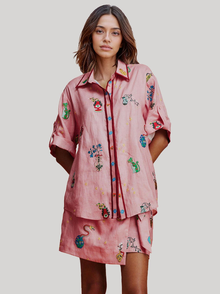 CONJUNTO DE DOS PIEZAS BORDADO CON MOTIVOS FLORALES ROSAS