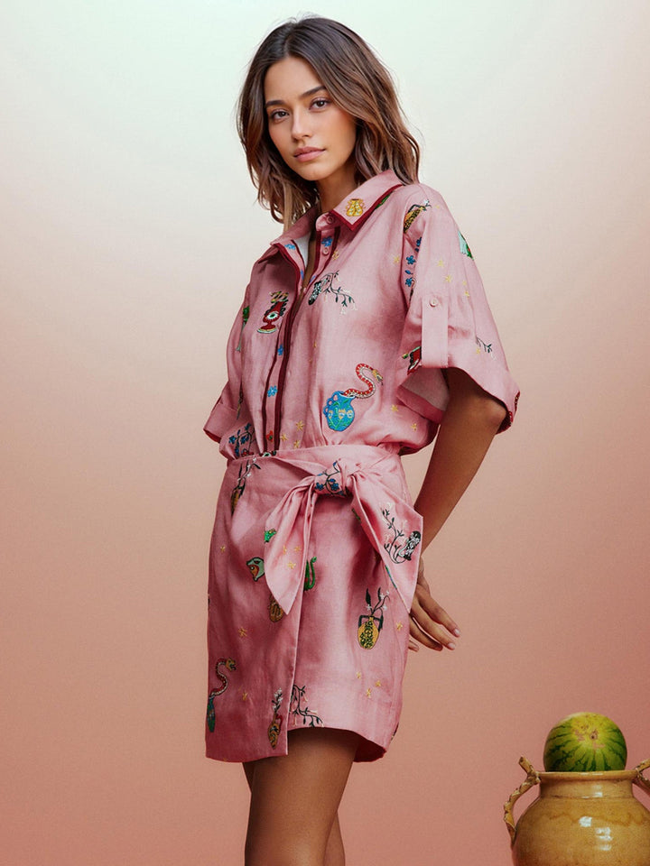 CONJUNTO DE DOS PIEZAS BORDADO CON MOTIVOS FLORALES ROSAS