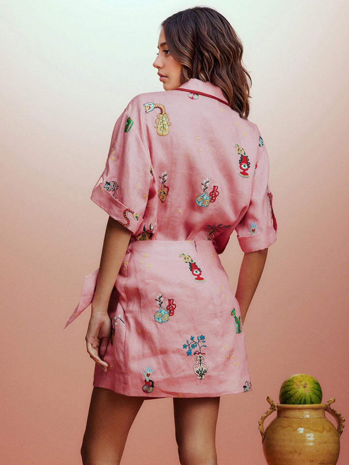 CONJUNTO DE DOS PIEZAS BORDADO CON MOTIVOS FLORALES ROSAS