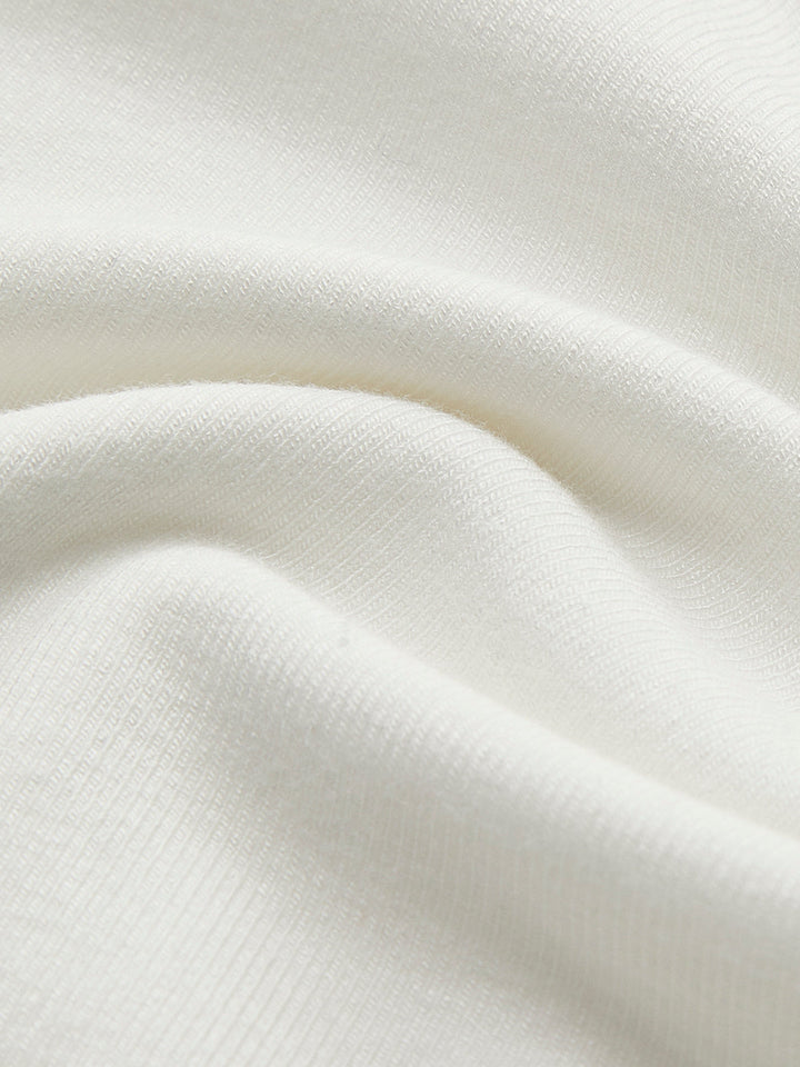 CAMISETA CUELLO ALTO Y RIBETE