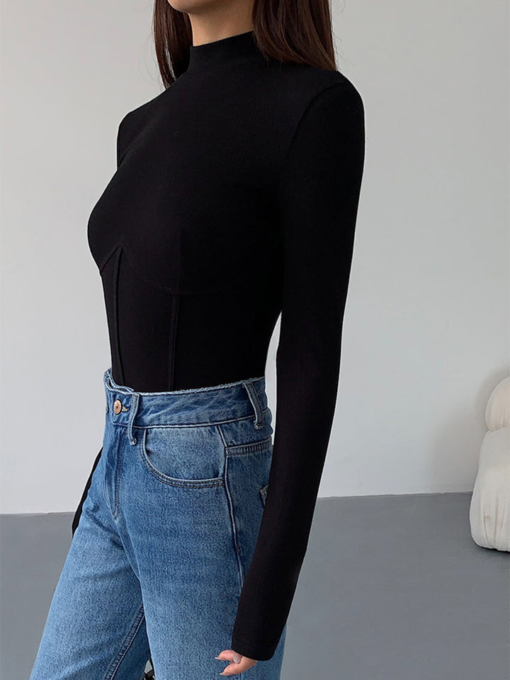 CAMISETA CUELLO ALTO Y RIBETE