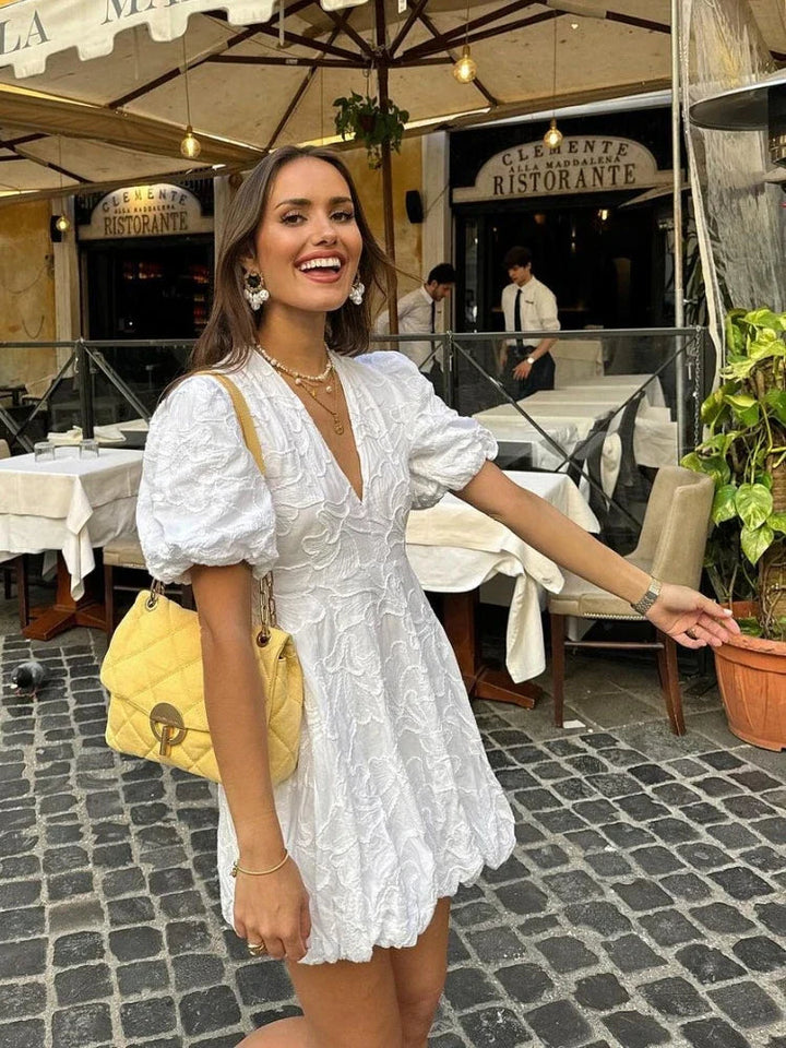 VESTIDO MINI BORDADO MANGA ABULLONADA