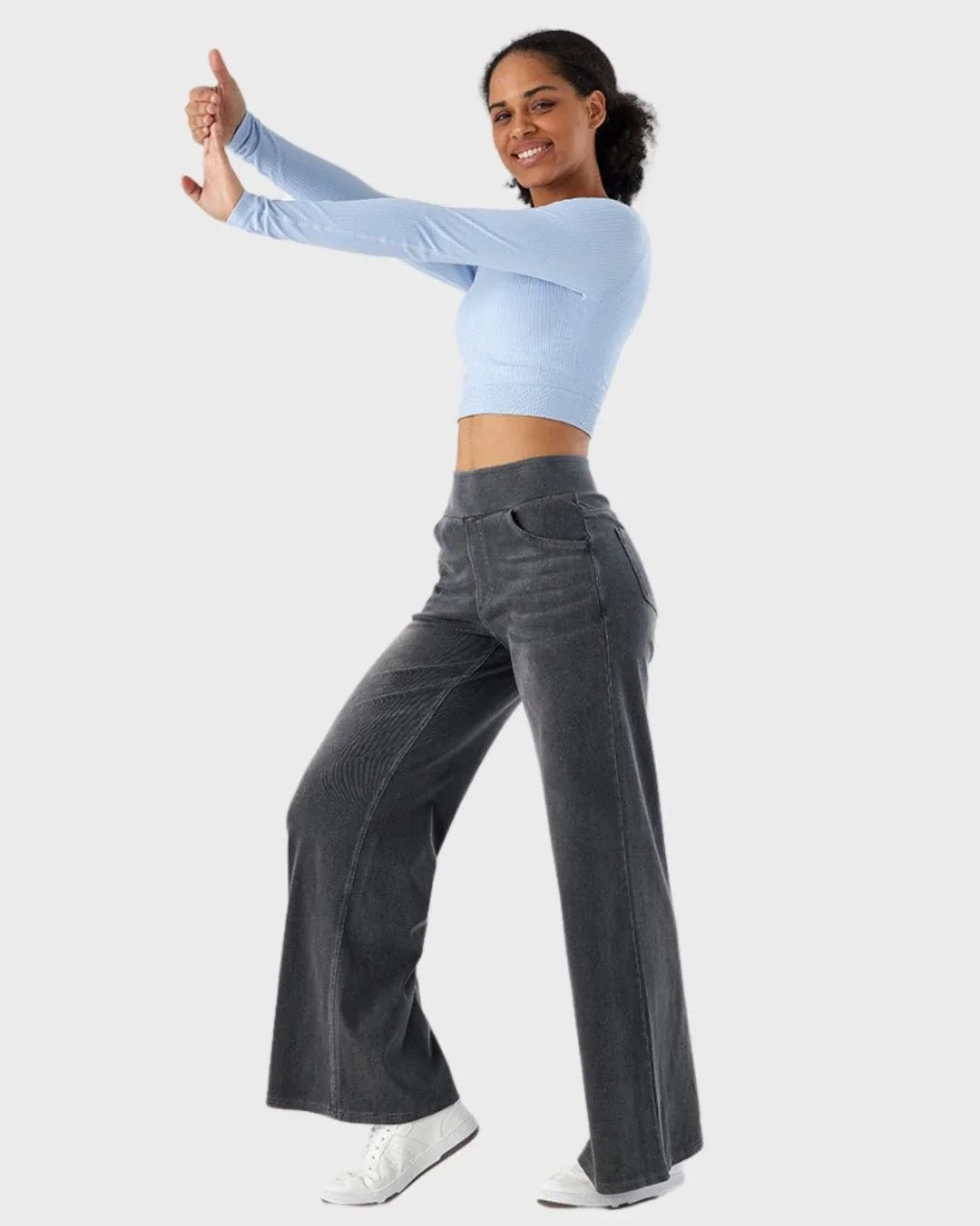 Vaqueros Easy Fit NeroTove™: vaqueros elegantes de cintura alta